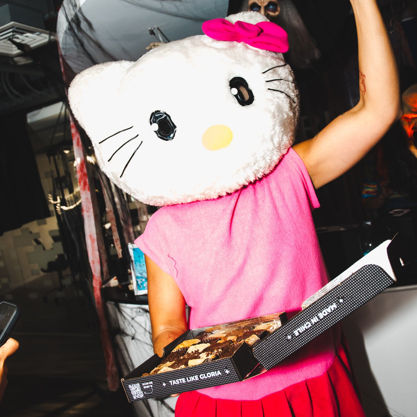 Cajita feliz by Kinki